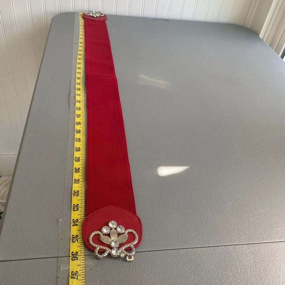 Vintage Statement Red Cowgirl‎ Belt Rhinestone Bling Size M Wide Elastic Boho